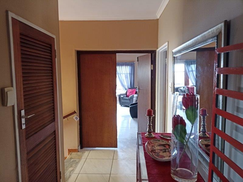 3 Bedroom Property for Sale in Vredenburg Western Cape